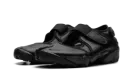 Air Rift Wmns "Triple Black" HM5737 002