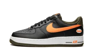 Air Force 1 Low "Hoops Black University Gold" DH7440 001