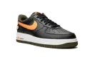 Air Force 1 Low "Hoops Black University Gold" DH7440 001