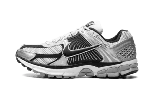 Zoom Vomero 5 "Metallic Silver Black" FJ4151 004