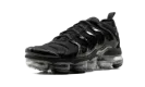 AIR VAPORMAX PLUS WMNS "Triple Black" DH1063 001
