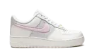 AIR FORCE 1 07 WMNS DQ0826 100