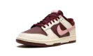 Dunk Low Retro PRM "Valentine's Day 2023" DR9705 100