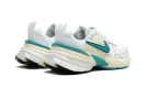 V2K Run WMNS "Dusty Cactus" FD0736 105