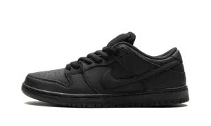 SB Dunk "Triple Black" FJ1674 001