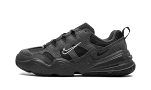 Tech Hera WMNS "Black" DR9761 003