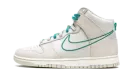 Dunk High SE "First Use - Green Noise" DH0960 001