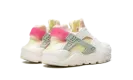 Air Huarache GS "Strawberry Sundae" DR0163 100