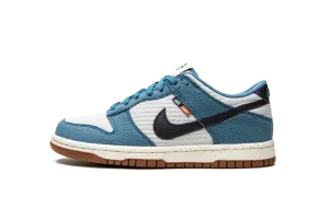 Dunk Low SE (GS) "Toasty" DC9561 400