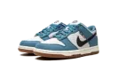 Dunk Low SE (GS) "Toasty" DC9561 400