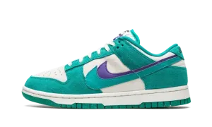 DUNK LO MNS WMNS "85" DO9457 101