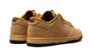 Dunk Low Retro SE "Wheat Gum" HQ1932 700