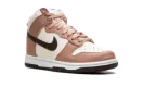 DUNK HIGH WMNS "Dusted Clay"