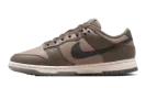 Dunk Low WMNS "Mink Brown" FZ2552 001