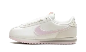 Cortez WMNS "Valentine's Day - 2025" HV6012 161
