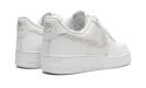 AIR FORCE 1 '07 SE MNS WMNS "Flower Swoosh" DO9458 100