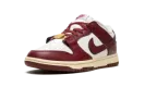 DUNK LOW WMNS "Just Do it - Team Red" DV1160 101