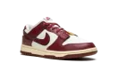 DUNK LOW WMNS "Just Do it - Team Red" DV1160 101