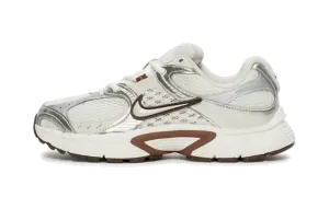 V5 RNR WMNS "Sail Fauna Brown" HQ7901 102