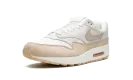 AIR MAX 1 WMNS "Sanddrift" FB5060 100
