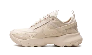 TC 7900 Wmns "Sand Drift" HF1055 133