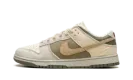 DUNK LOW WMNS "Light Bone Neutral Olive" FZ4341 100