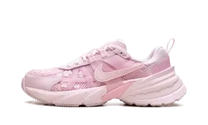 V2K Run WMNS "Pink Foam Arctic Pink" HJ5269 600