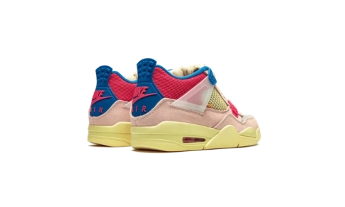 Air Jordan 4 - Guava Ice