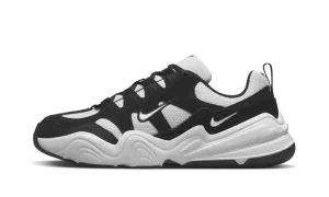 TECH HERA BLK/WHT "Black / White" FJ9532 101