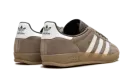 Gazelle Indoor "Earth Strata White Gold Metallic" JQ0175