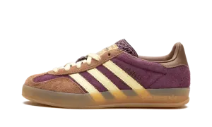 Gazelle Indoor "Maroon Almost Yellow" JI0324