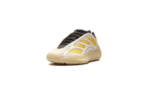 Yeezy 700 V3 - Safflower