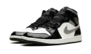 Jordan 1 Mid SE "Black Patent" HV0789 010