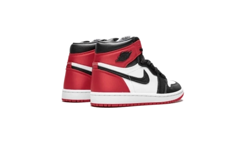 Air Jordan 1 - Satin Black Toe