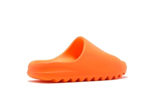 Yeezy Slides - Enflame Orange