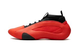 Harden Vol. 8 "Red / Black" IG6588