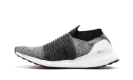 UltraBoost Laceless "Oreo" BB6141