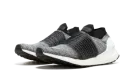 UltraBoost Laceless "Oreo" BB6141