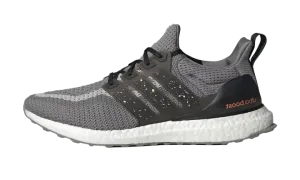 Ultraboost DNA CTY "Ho Chi Minh" FZ4864