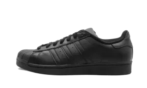 Superstar Foundation "Core Black" AF5666