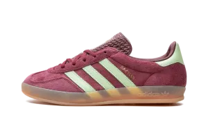 Gazelle Indoor "Shadow Red Semi Spark Green" IH7487