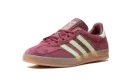 Gazelle Indoor "Shadow Red Semi Spark Green" IH7487