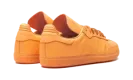 Samba Humanrace "Pharrell Williams - Orange" IE7293