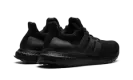 Ultra Boost 5.0 DNA "Triple Black" GV8745