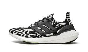 Ultraboost 22 "Zebra" GX6300