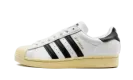 Superstar Premium "White / Black" FV2831