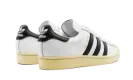 Superstar Premium "White / Black" FV2831