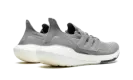 UltraBoost 21 FY0381