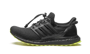 Ultra Boost "Ivy Park - Black / Hi-Res Yellow" GX0200