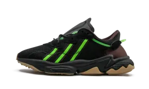 Ozweego "Pusha T - Core Black" FV2484